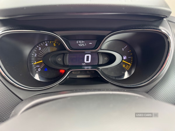 Used Renault Captur 2015 for sale - 76284640: Photo 28