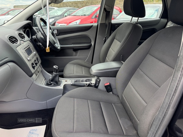 Used Ford Focus 2011 for sale - 76190323: Photo 24