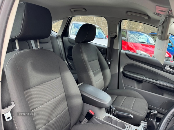 Used Ford Focus 2011 for sale - 76190323: Photo 8