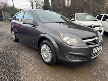 Used Vauxhall Astra 2011 for sale - 77306667: Photo