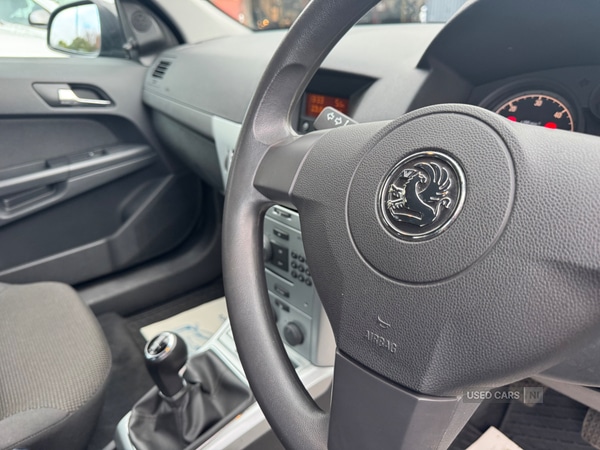 Used Vauxhall Astra 2011 for sale - 77306667: Photo 21