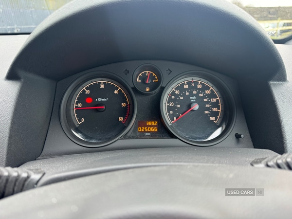 Used Vauxhall Astra 2011 for sale - 77306667: Photo 23