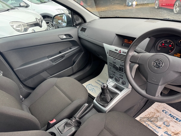 Used Vauxhall Astra 2011 for sale - 77306667: Photo 30