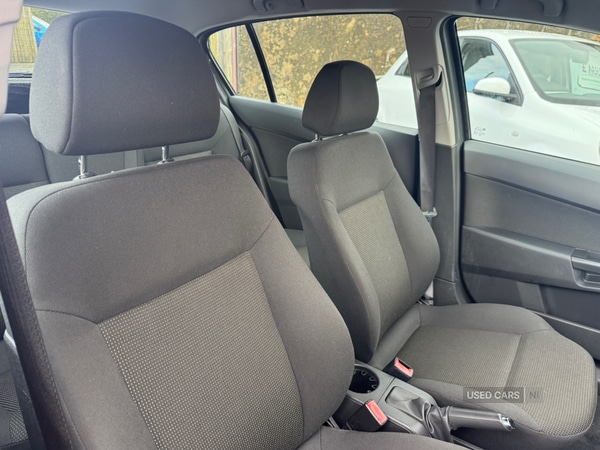 Used Vauxhall Astra 2011 for sale - 77306667: Photo 33