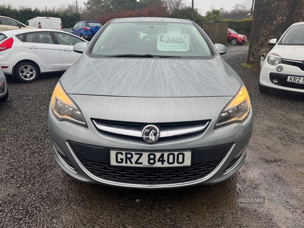 Used Vauxhall Astra 2013 for sale - 77441833: Photo 2