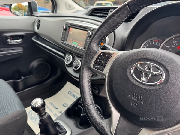 Used Toyota Yaris 2012 for sale - 76308778: Photo 25