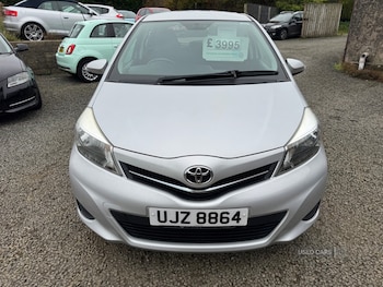 Used Toyota Yaris 2012 for sale - 76308778: Photo