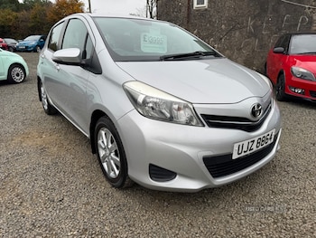 Used Toyota Yaris 2012 for sale - 76308778: Photo