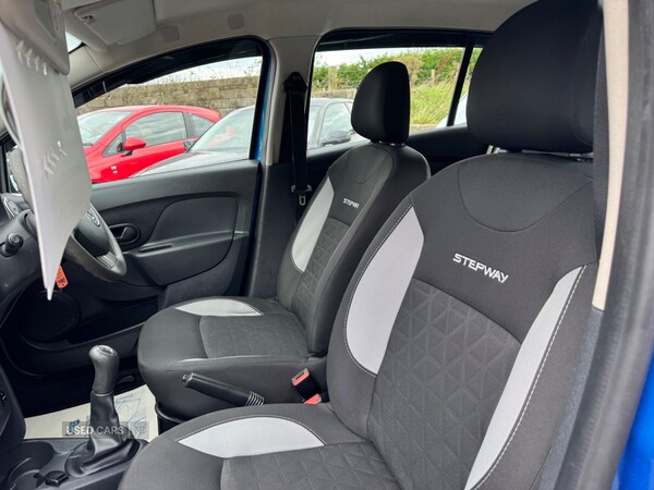 Used Dacia Sandero Stepway 2015 for sale - 76190341: Photo 16