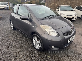 Used Toyota Yaris 2010 for sale - 77840341: Photo