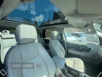 Used Land Rover Discovery Sport 2015 for sale - 78549422: Photo