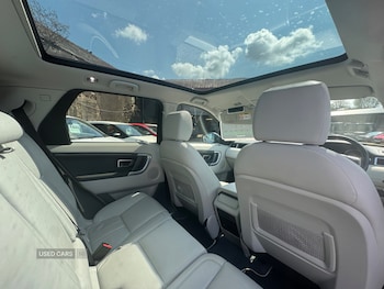 Used Land Rover Discovery Sport 2015 for sale - 78549422: Photo