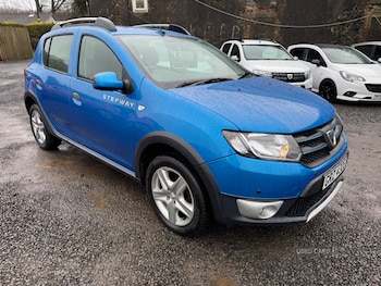 Used Dacia Sandero Stepway 2013 for sale - 77254156: Photo