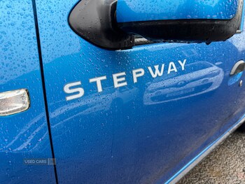 Used Dacia Sandero Stepway 2013 for sale - 77254156: Photo