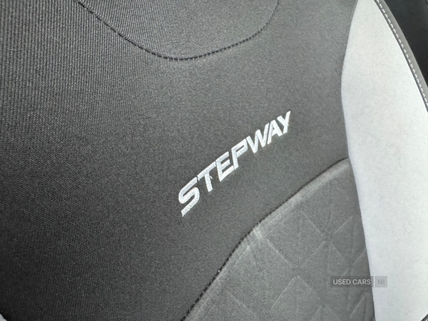 Used Dacia Sandero Stepway 2013 for sale - 77254156: Photo 8