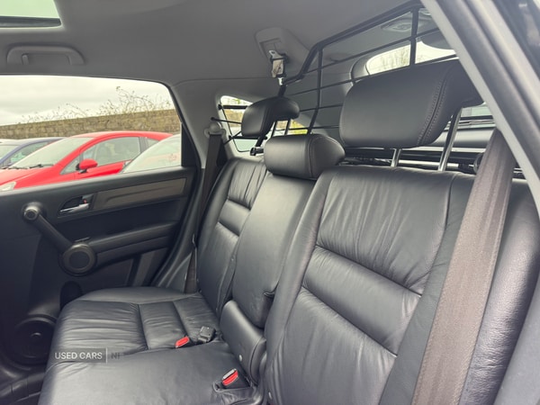 Used Honda CR-V 2010 for sale - 76240409: Photo 11