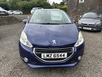 Used Peugeot 208 2014 for sale - 79349871: Photo