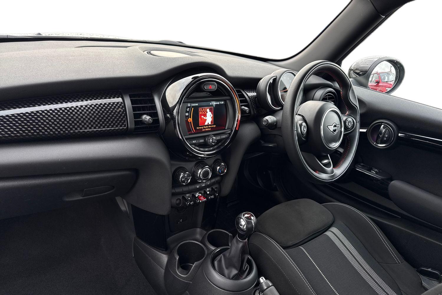 Used MINI Hatch 2019 for sale - 77500807: Photo 15