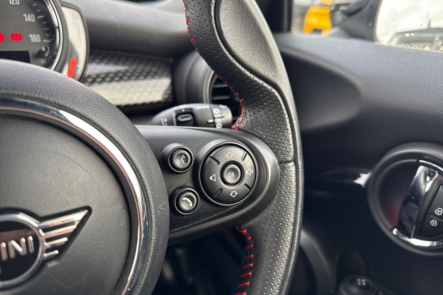 Used MINI Hatch 2019 for sale - 77500807: Photo 37