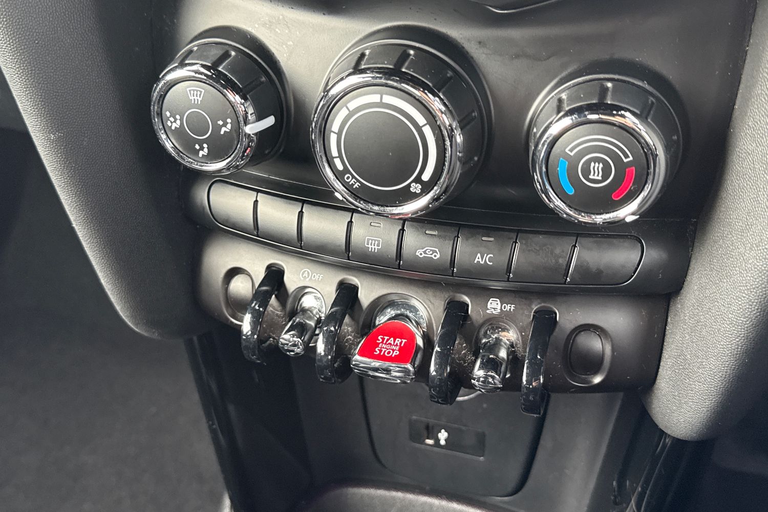 Used MINI Hatch 2019 for sale - 77500807: Photo 49