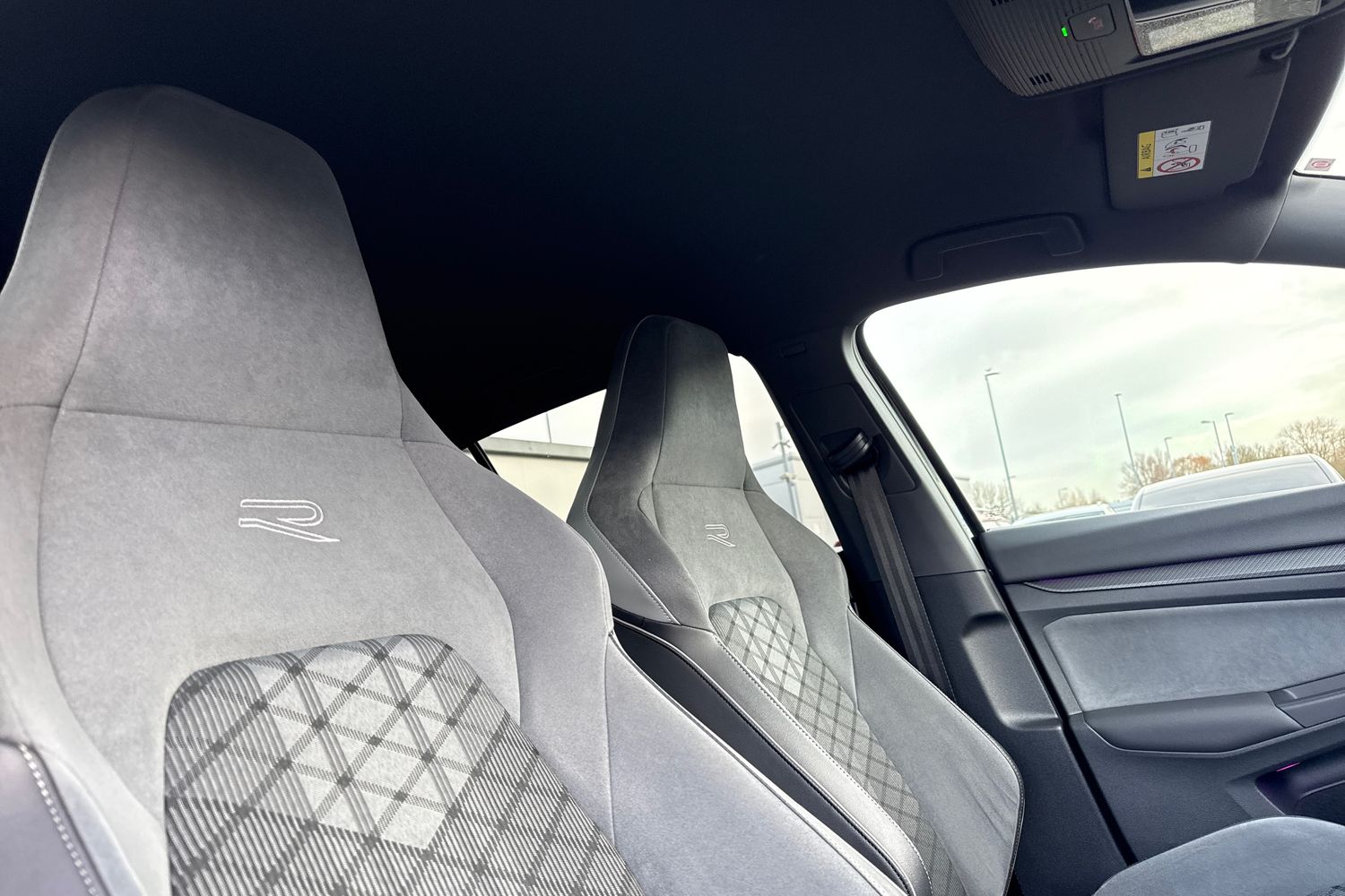 Used Volkswagen Golf 2020 for sale - 77348488: Photo 24