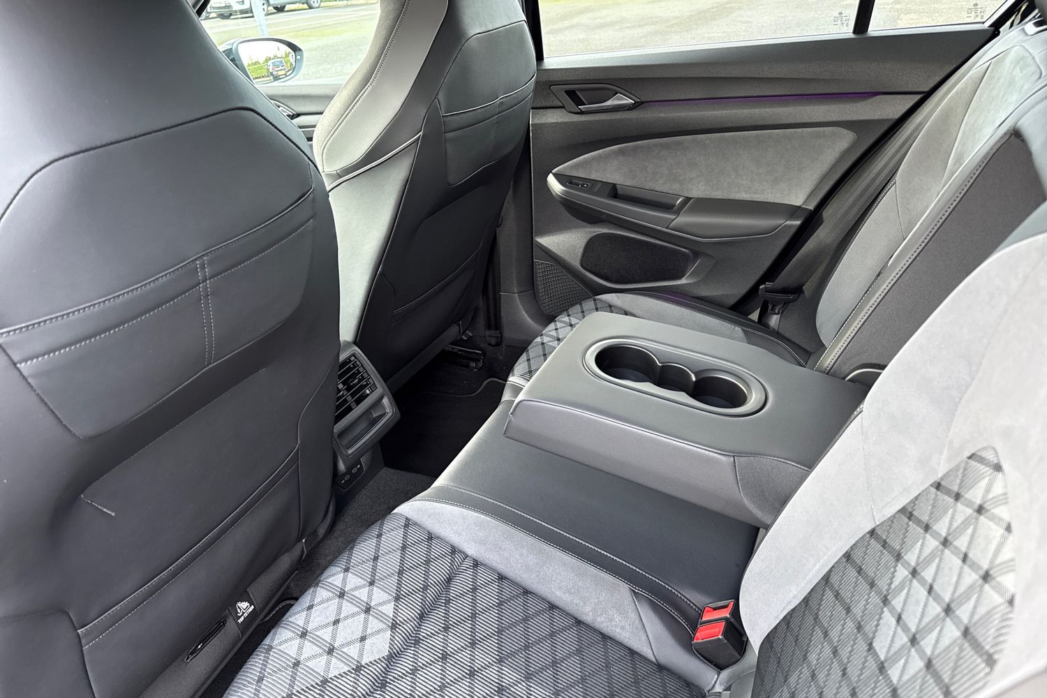 Used Volkswagen Golf 2020 for sale - 77348488: Photo 34