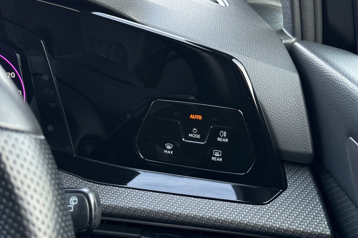 Used Volkswagen Golf 2020 for sale - 77348488: Photo 40