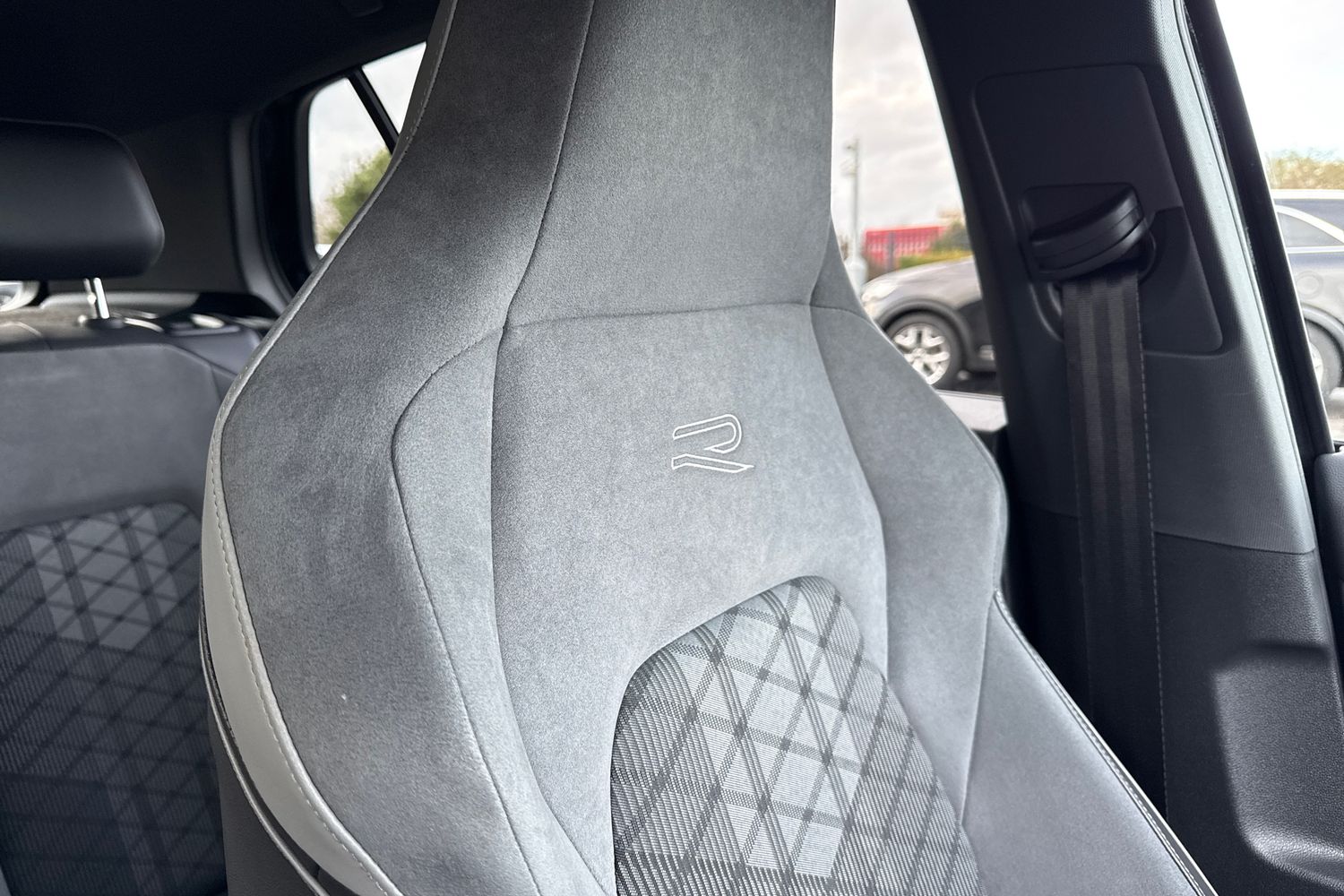 Used Volkswagen Golf 2020 for sale - 77348488: Photo 60