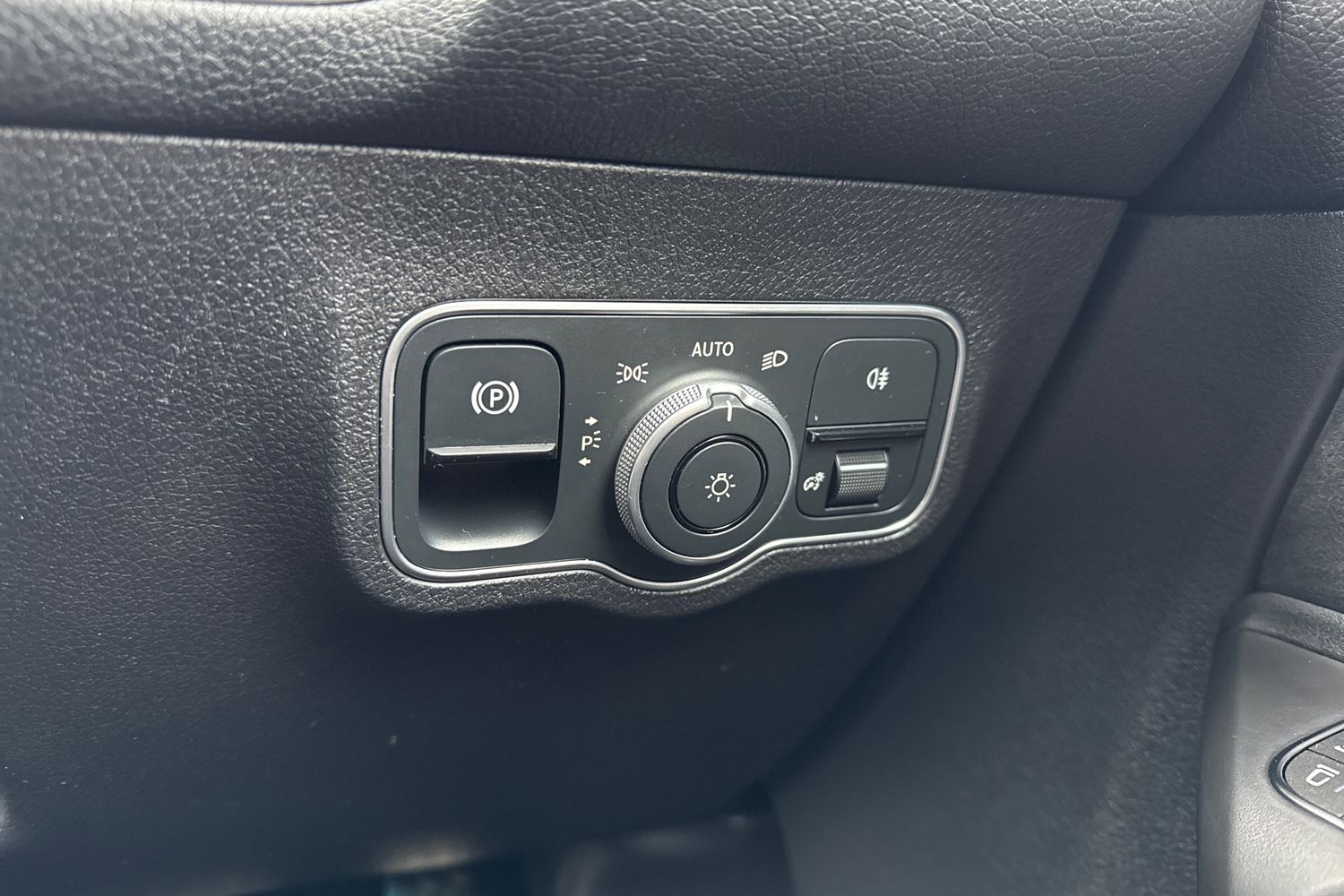 Used Mercedes-Benz GLB 2024 for sale - 77429568: Photo 46