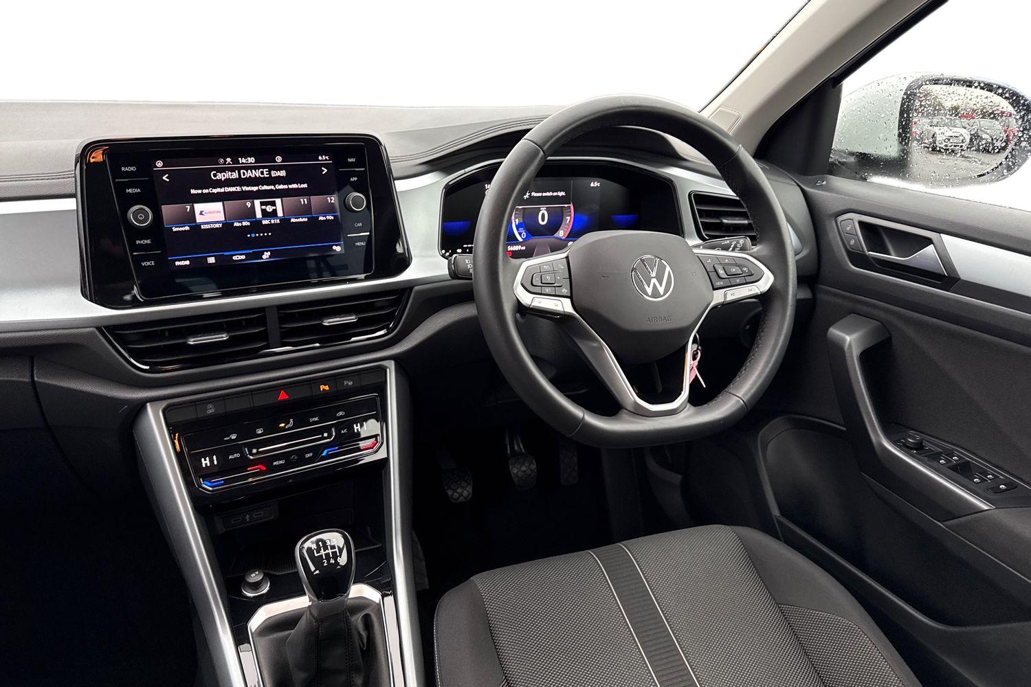 Used Volkswagen T-Roc 2023 for sale - 77472855: Photo 18