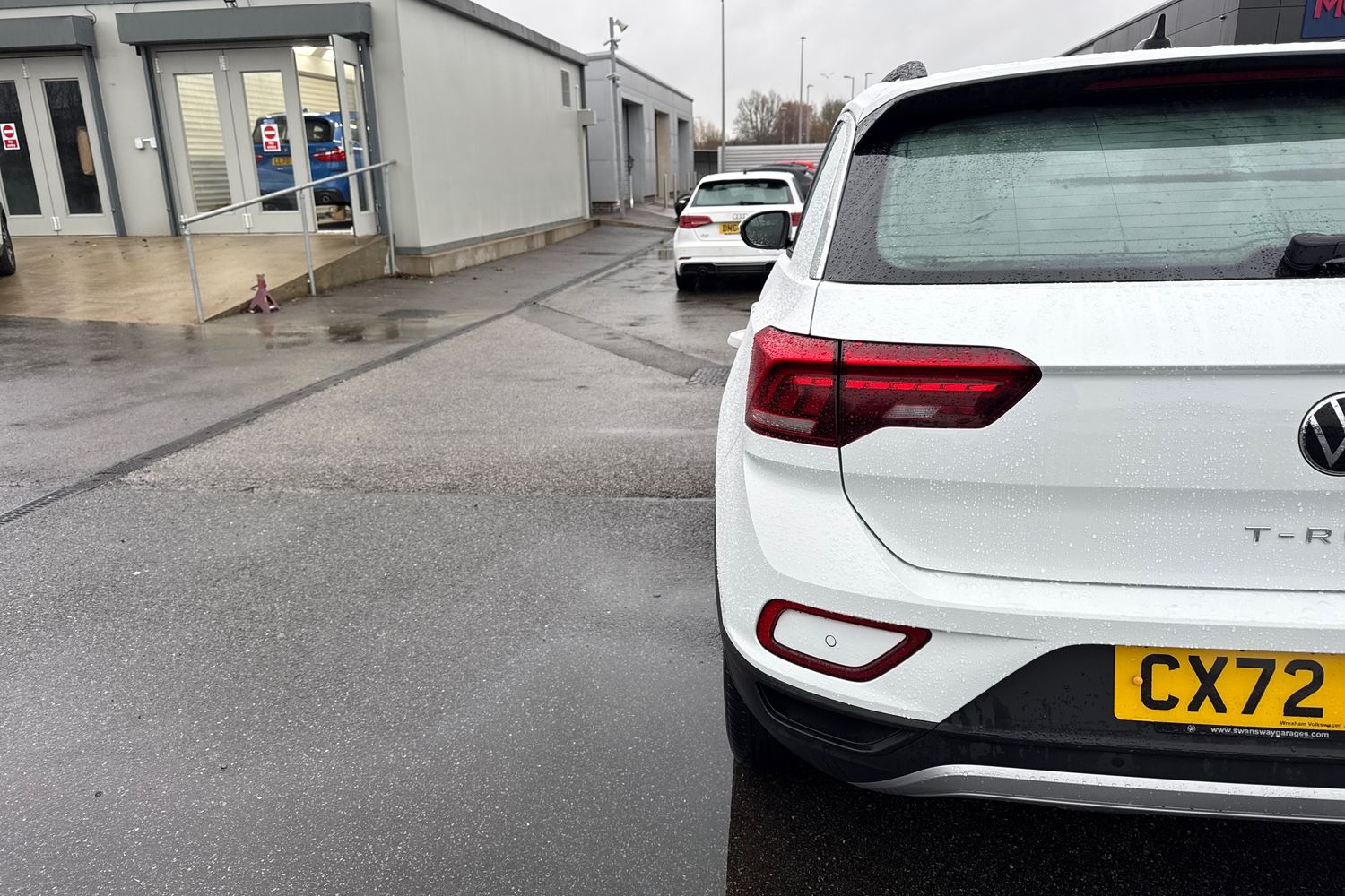 Used Volkswagen T-Roc 2023 for sale - 77472855: Photo 32