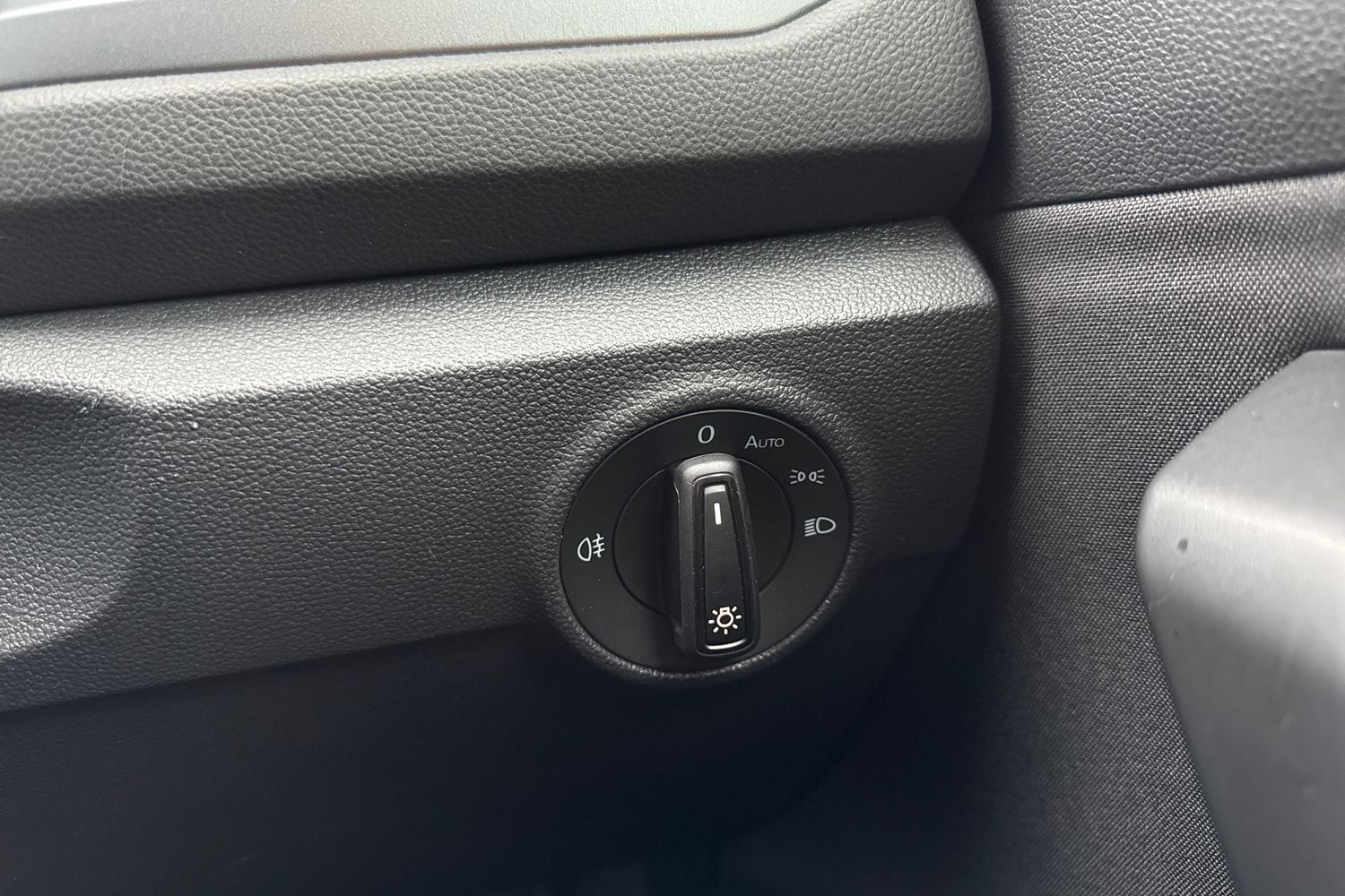 Used Volkswagen T-Roc 2023 for sale - 77472855: Photo 42