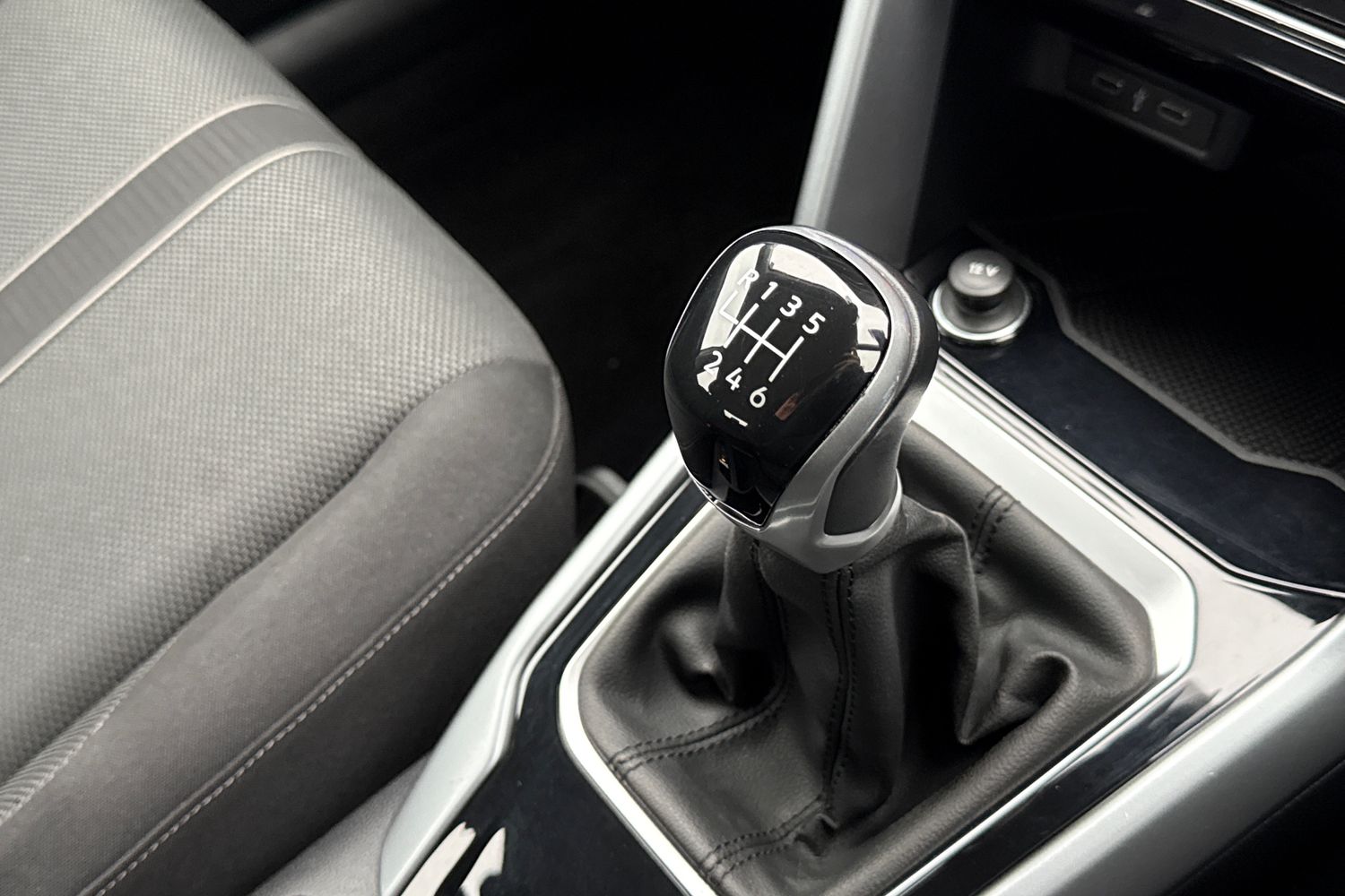 Used Volkswagen T-Roc 2023 for sale - 77472855: Photo 54