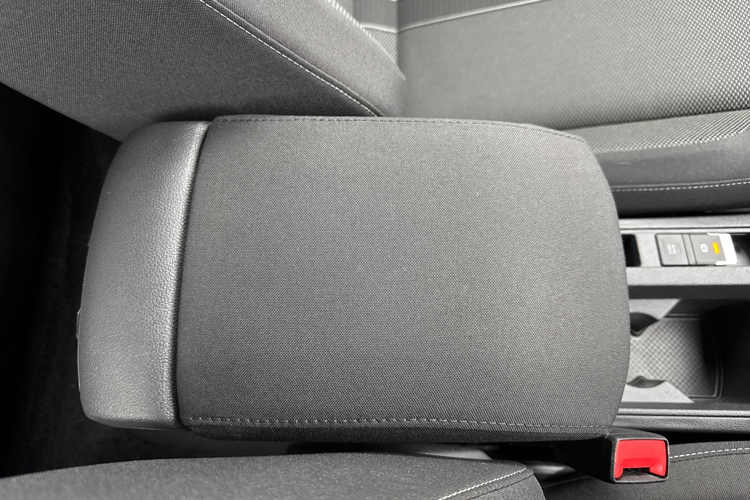 Used Volkswagen T-Roc 2023 for sale - 77472855: Photo 56