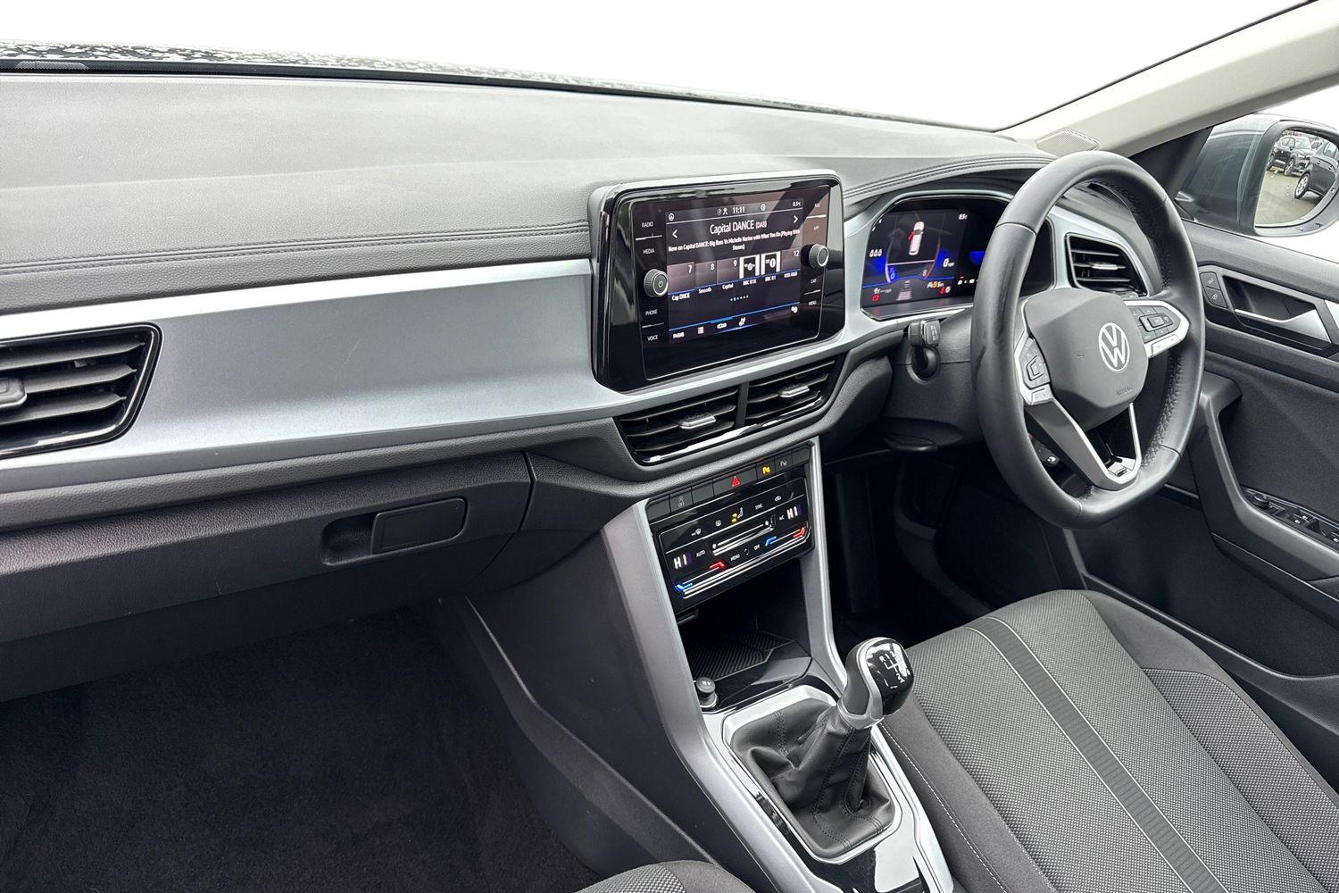 Used Volkswagen T-Roc 2022 for sale - 77337083: Photo 15