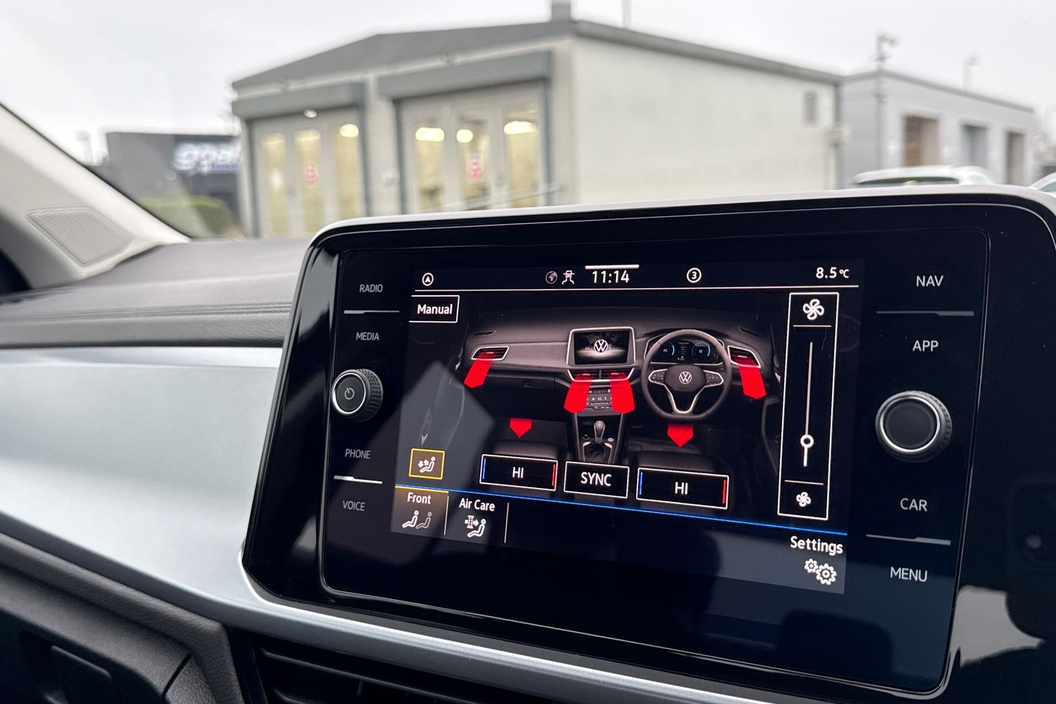 Used Volkswagen T-Roc 2022 for sale - 77337083: Photo 22