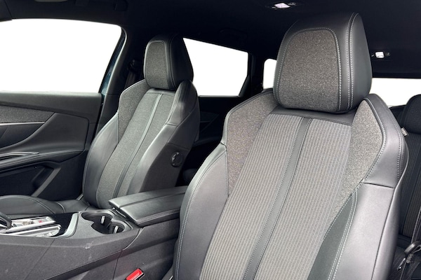 Used Peugeot 5008 2023 for sale - 76257088: Photo 15