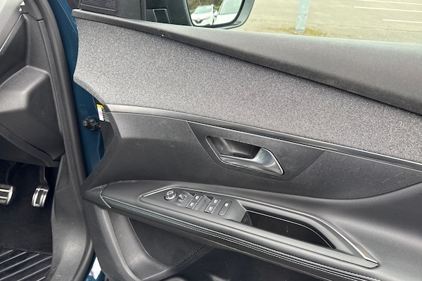 Used Peugeot 5008 2023 for sale - 76257088: Photo 20