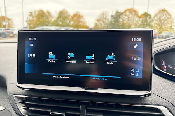 Used Peugeot 5008 2023 for sale - 76257088: Photo 52