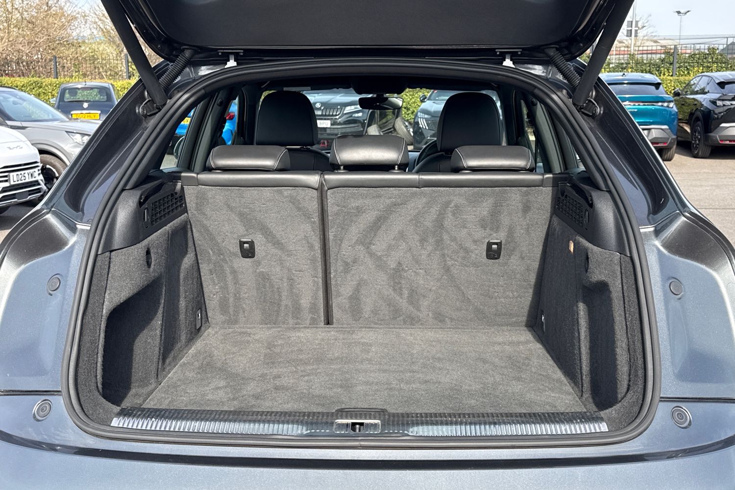 Used Audi Q3 2017 for sale - 77961464: Photo 7