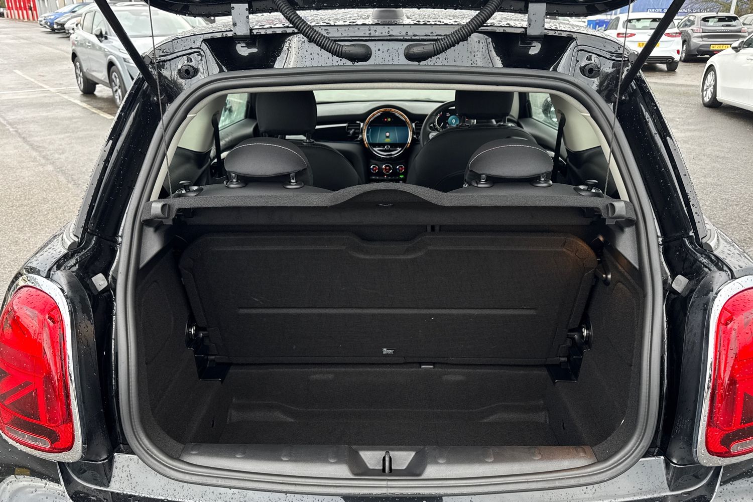 Used MINI Hatch 2023 for sale - 76890152: Photo 7