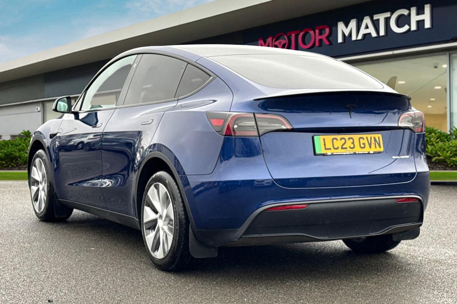Used Tesla Model Y 2023 for sale - 77787576: Photo 2
