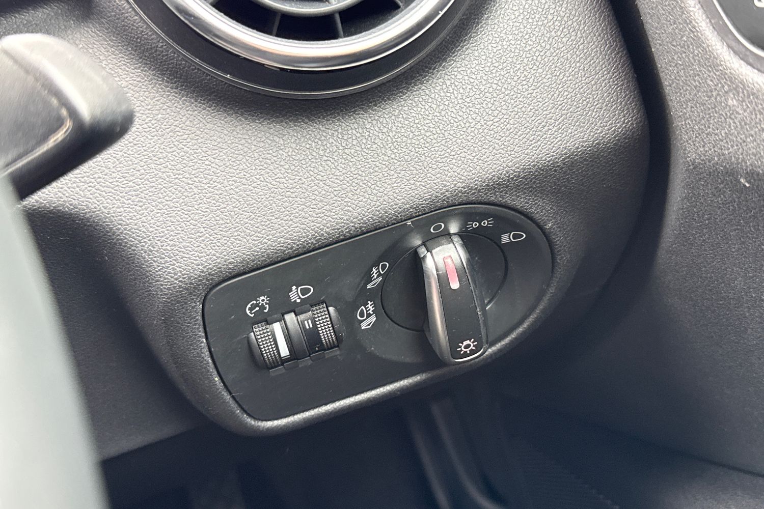 Used Audi A1 2018 for sale - 77996461: Photo 41