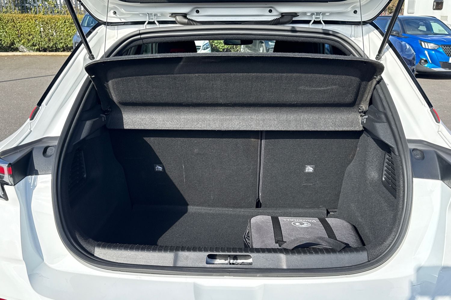 Used Vauxhall Mokka Electric 2023 for sale - 77733668: Photo 10