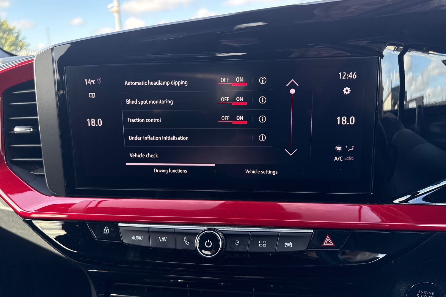 Used Vauxhall Mokka Electric 2023 for sale - 77733668: Photo 53