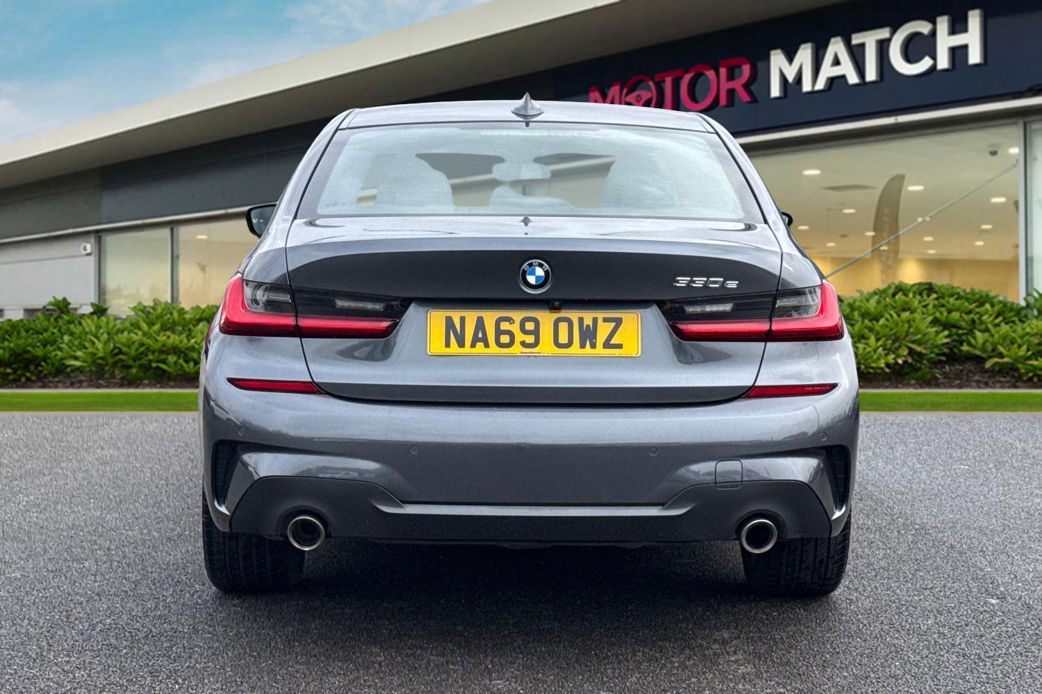 Used BMW 3 Series 2019 for sale - 77700729: Photo 4