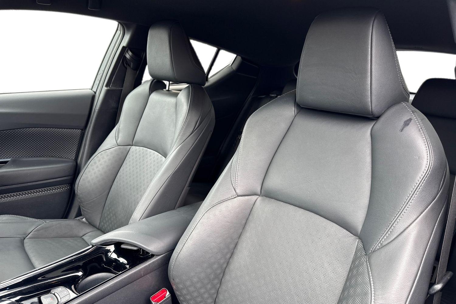 Used Toyota C-HR 2021 for sale - 78043478: Photo 15