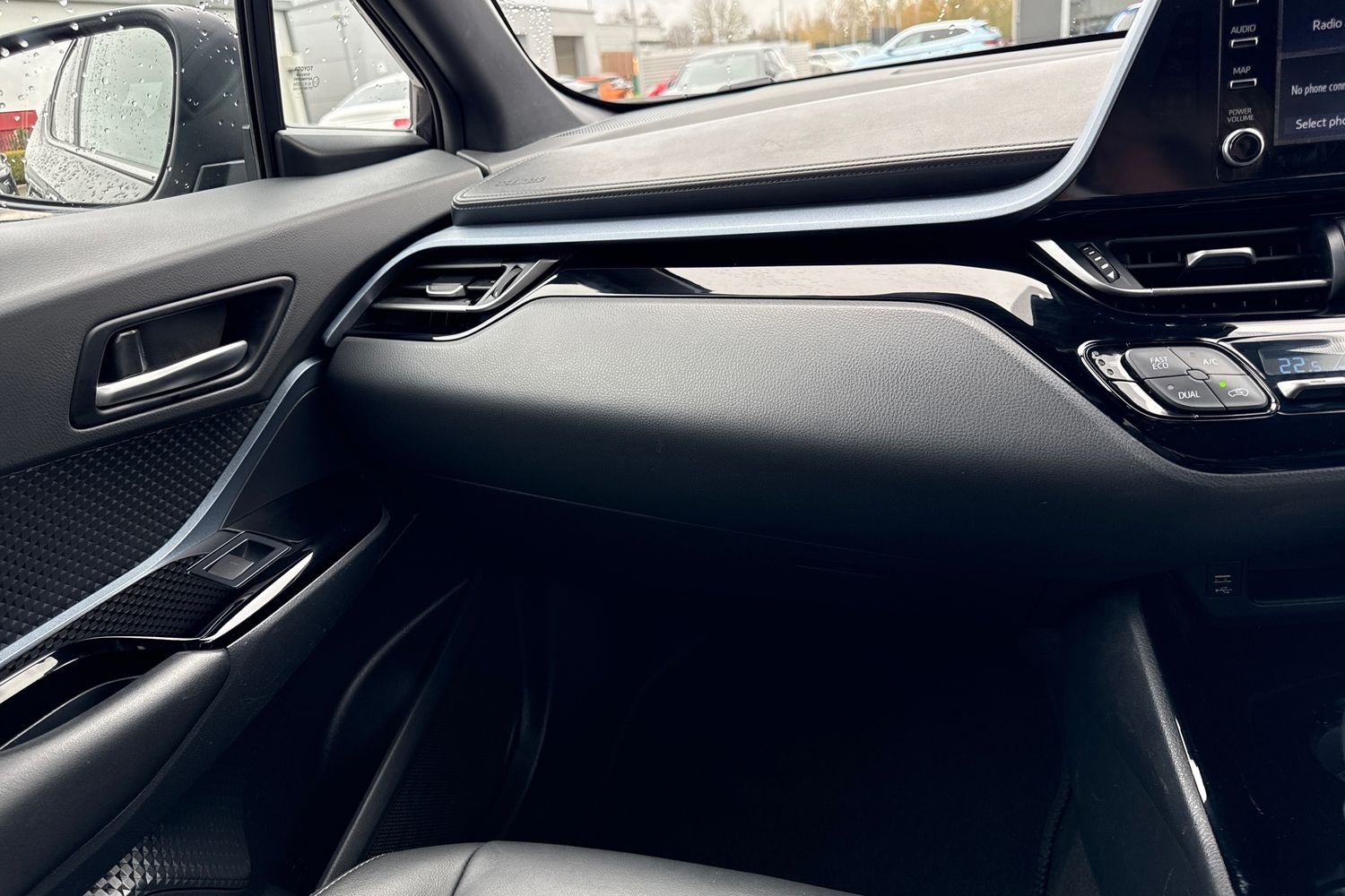 Used Toyota C-HR 2021 for sale - 78043478: Photo 19