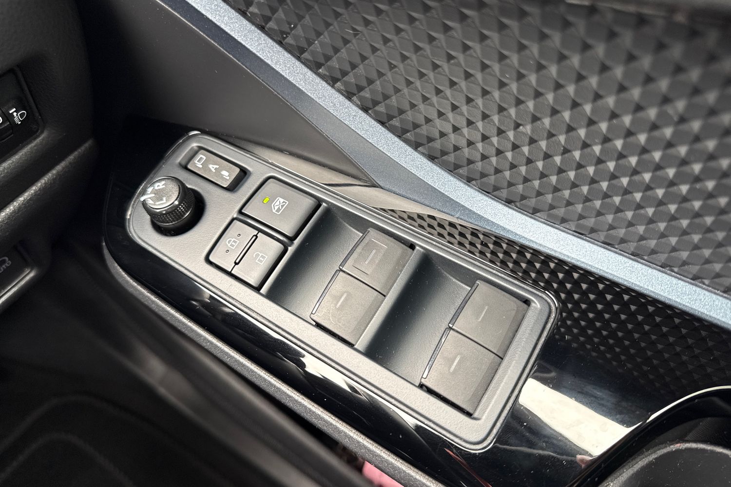 Used Toyota C-HR 2021 for sale - 78043478: Photo 43