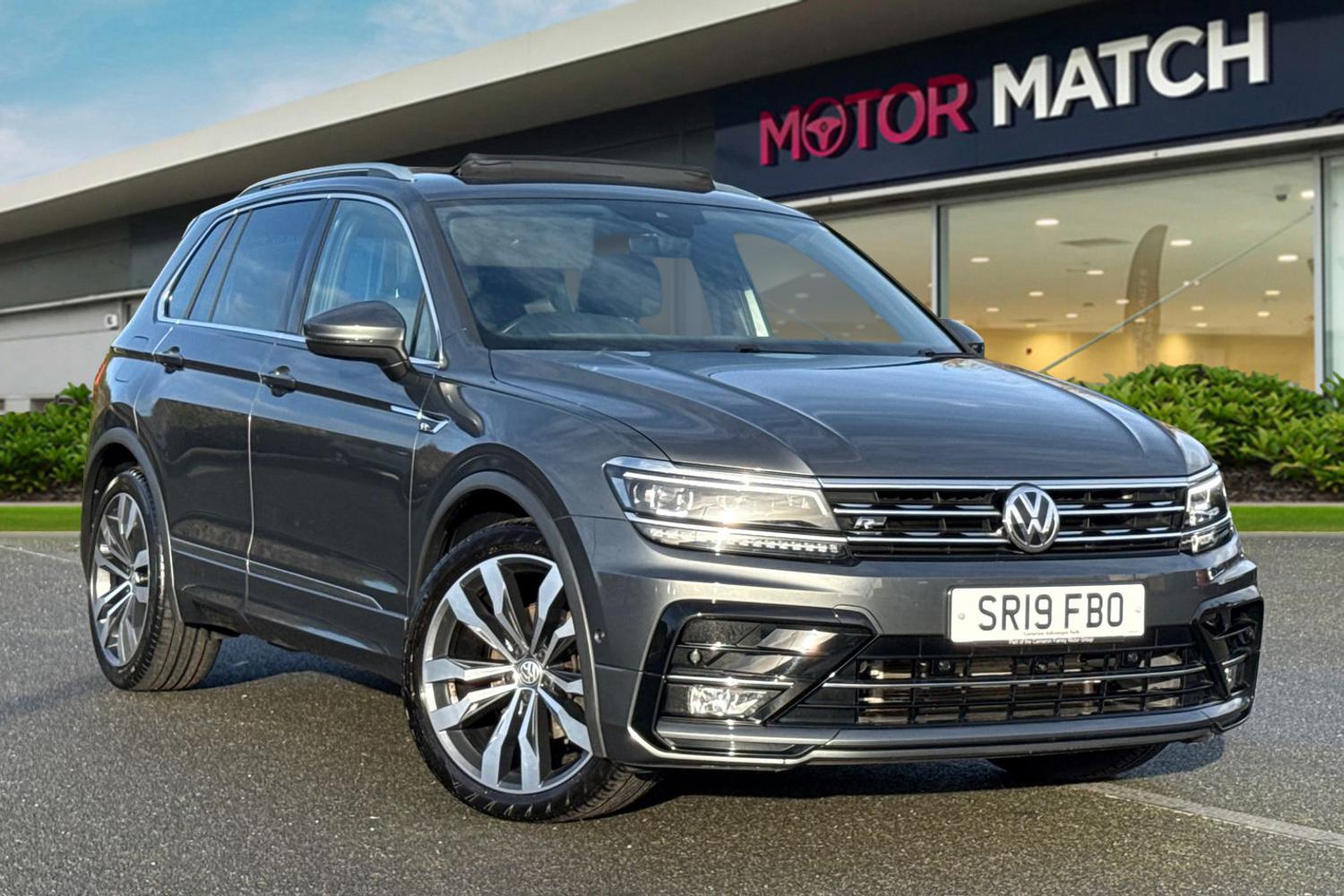 Used Volkswagen Tiguan 2019 for sale - 76884198: Photo 1